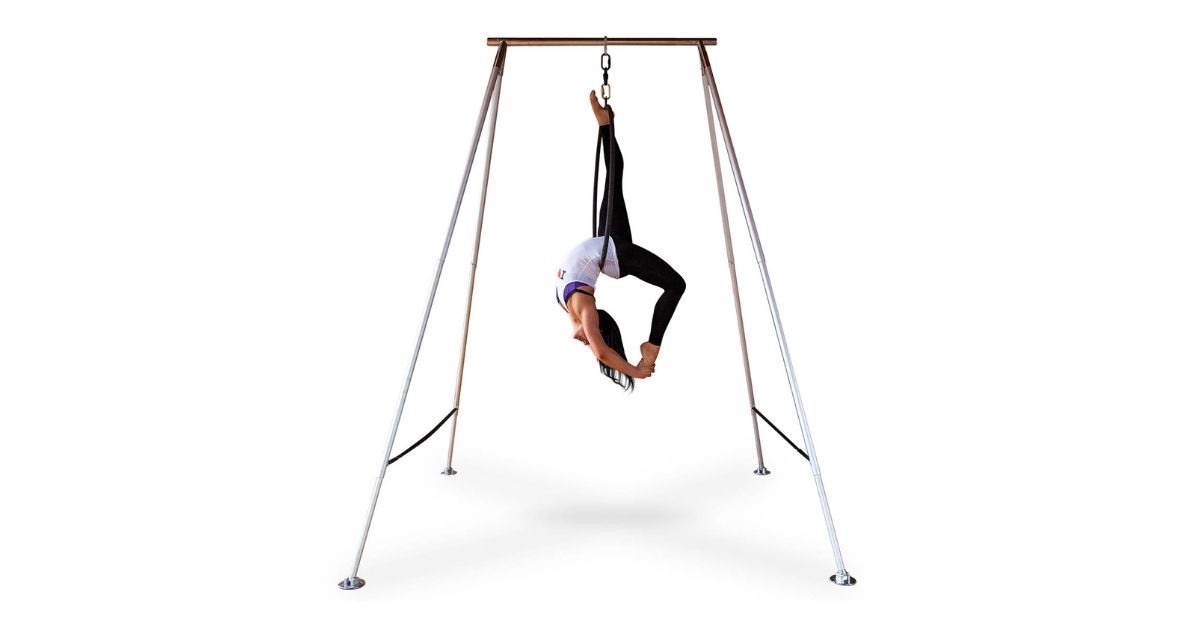 Pole Training as a Path to Emotional and Psychological Balance