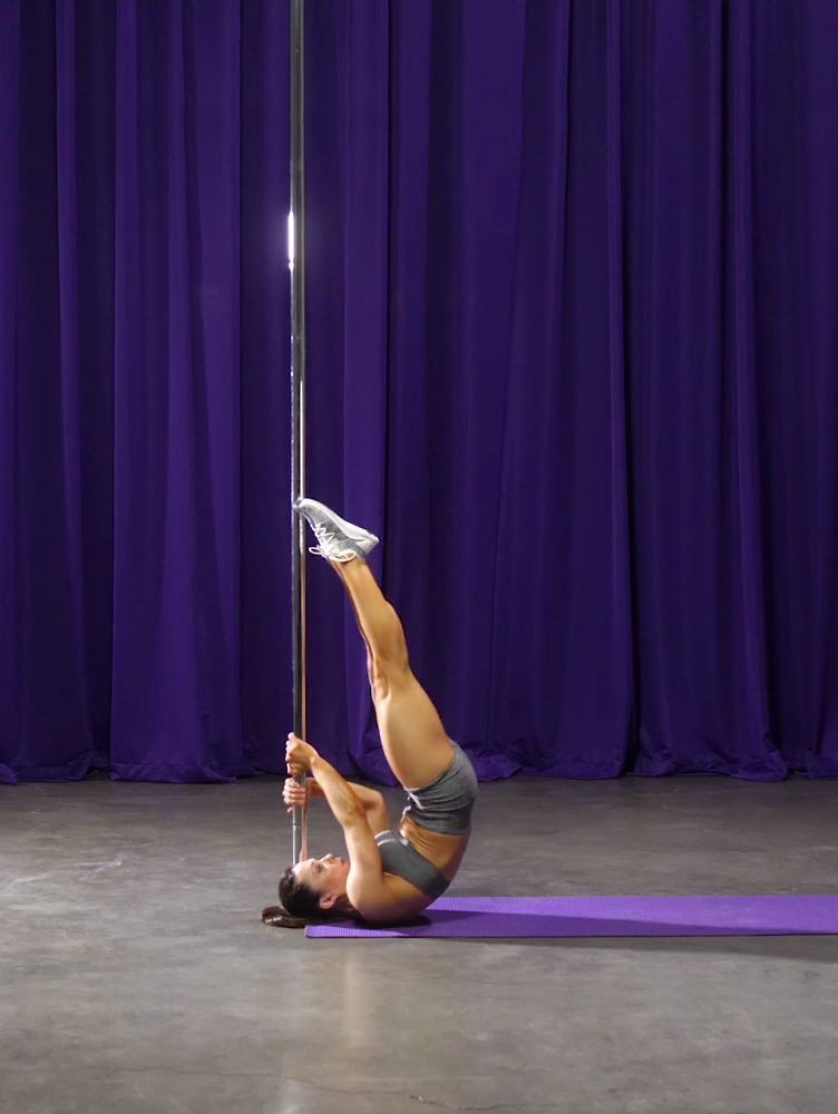 Abs-Leg-Raises Oksana Grishina